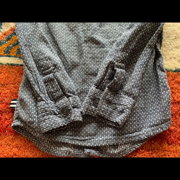 Splendid long sleeve button up shirt. - Picture 6 of 7